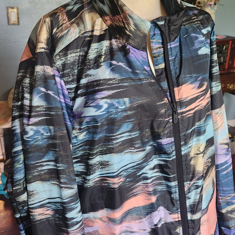 Torrid Black and Blue Windbreaker Jacket Lightweight Zip-Up